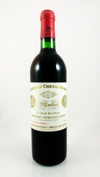 Château Cheval Blanc -- Saint-Émilion -- 1er Grand Cru Classé A -- 1975 -- 75 cl